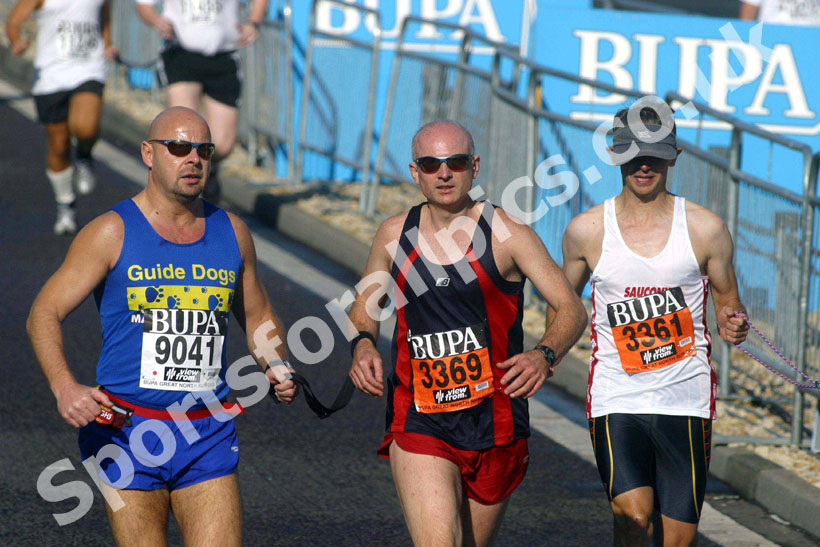 Blind runner taking part in the 2003 BUPA Great North Run
